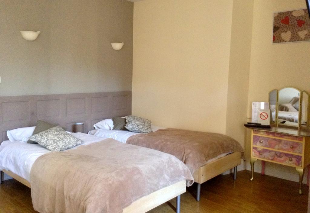 L'Hotel Du Perigord Aubeterre-sur-Dronne Eksteriør billede